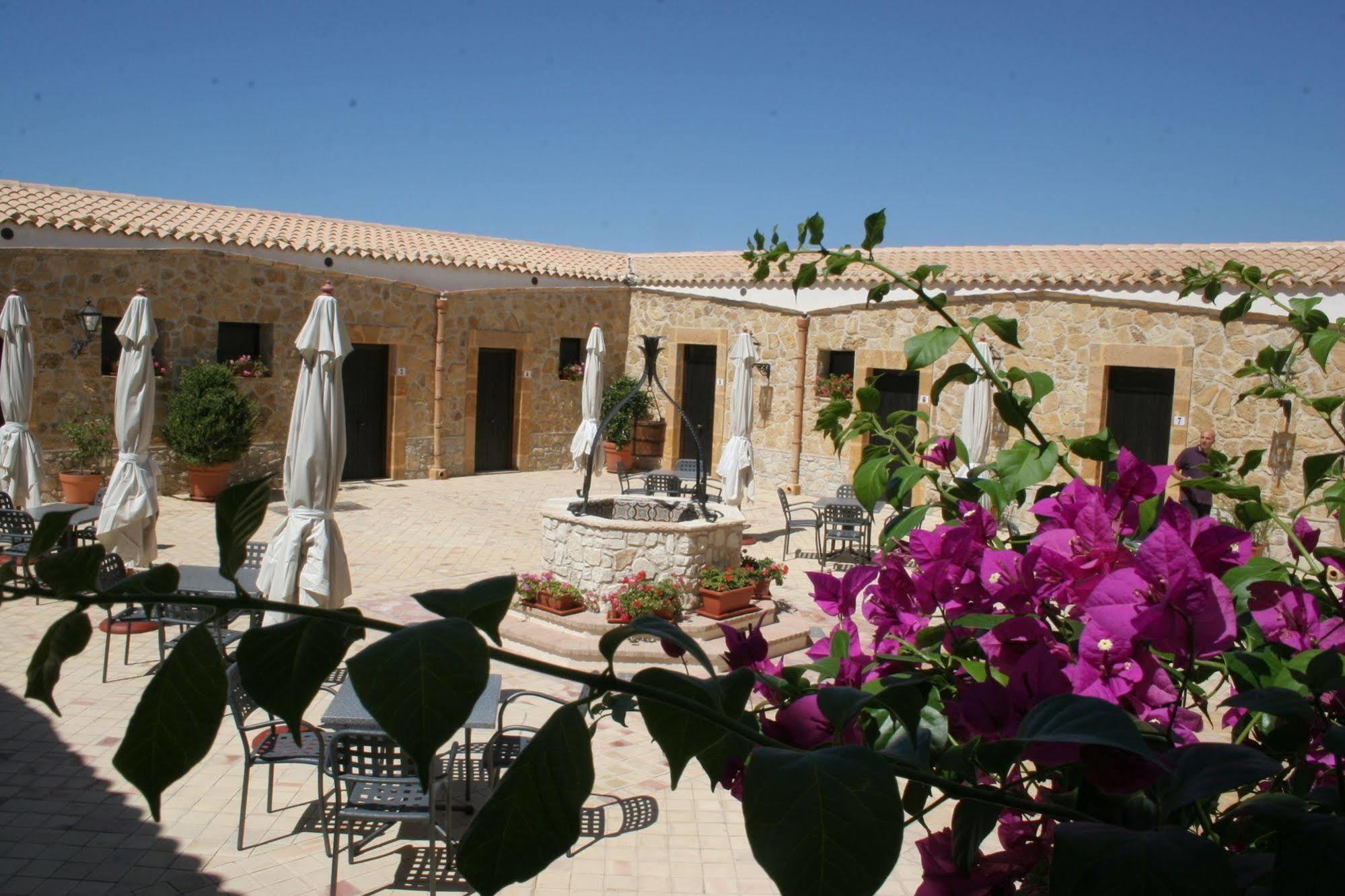 Don Giovanni Hotel Sambuca di Sicilia Exterior foto